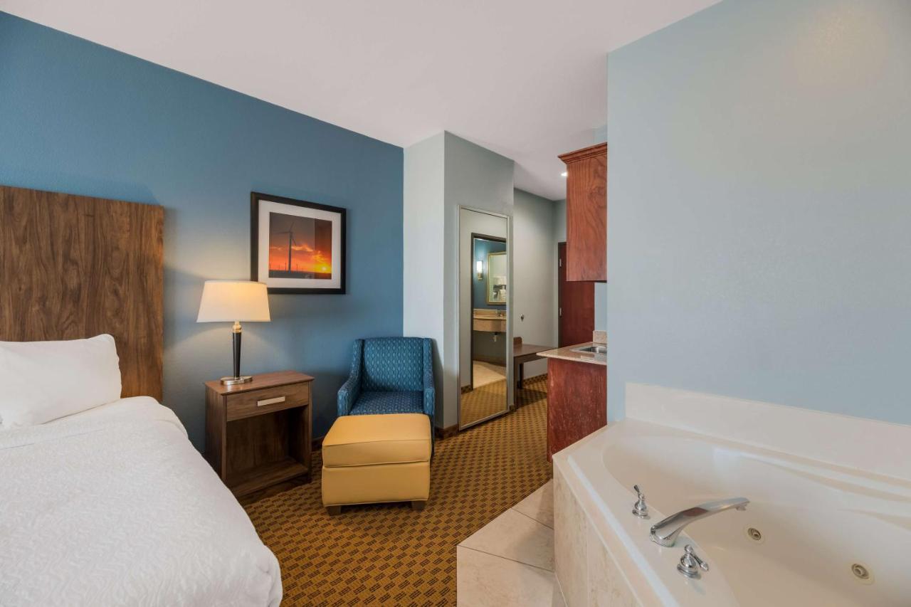 Best Western South Plains Inn & Suites Levelland Exterior foto